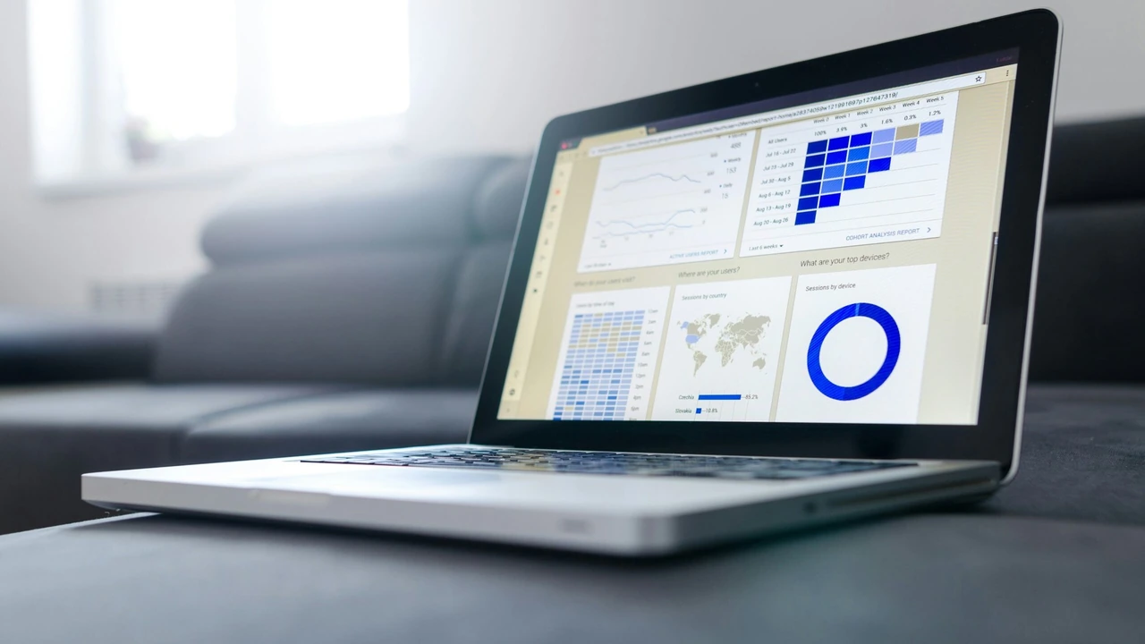 Data analytics dashboard